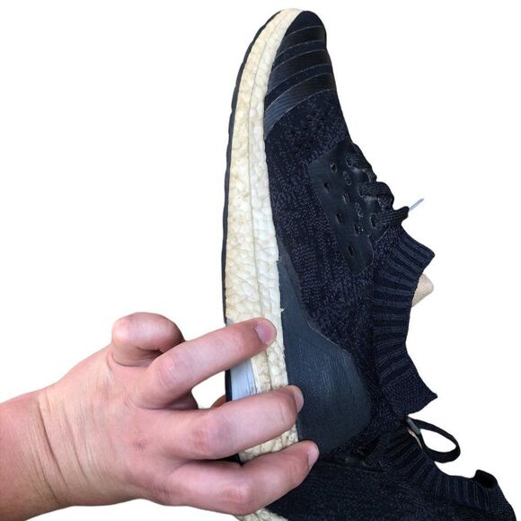 ADIDAS UltraBoost Uncaged 'Carbon' Size 9.5 - Picture 11 of 16